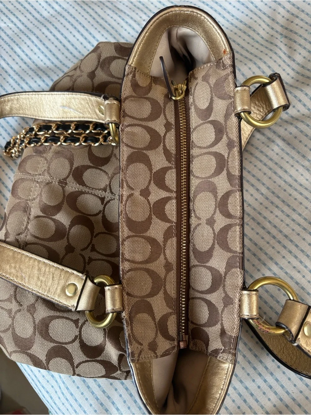 Coach Signature Canvas Tote Handbag in Brown with Gold Trim, excellent condition